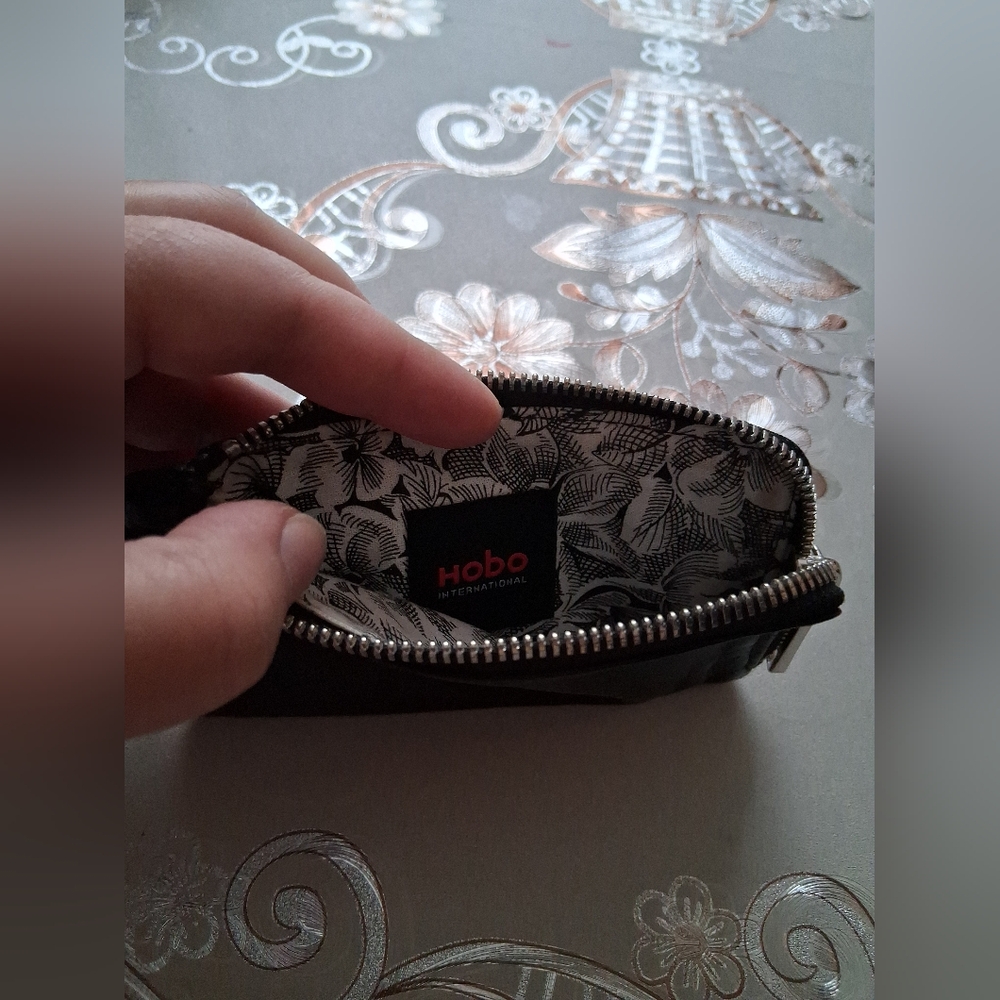 HOBO Black Leather Keychain Pouch - Picture 3 of 3